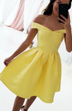 Yellow Satin V-neck Off Shoulder Prom Dresses Short Homecoming Dresses HZ1023