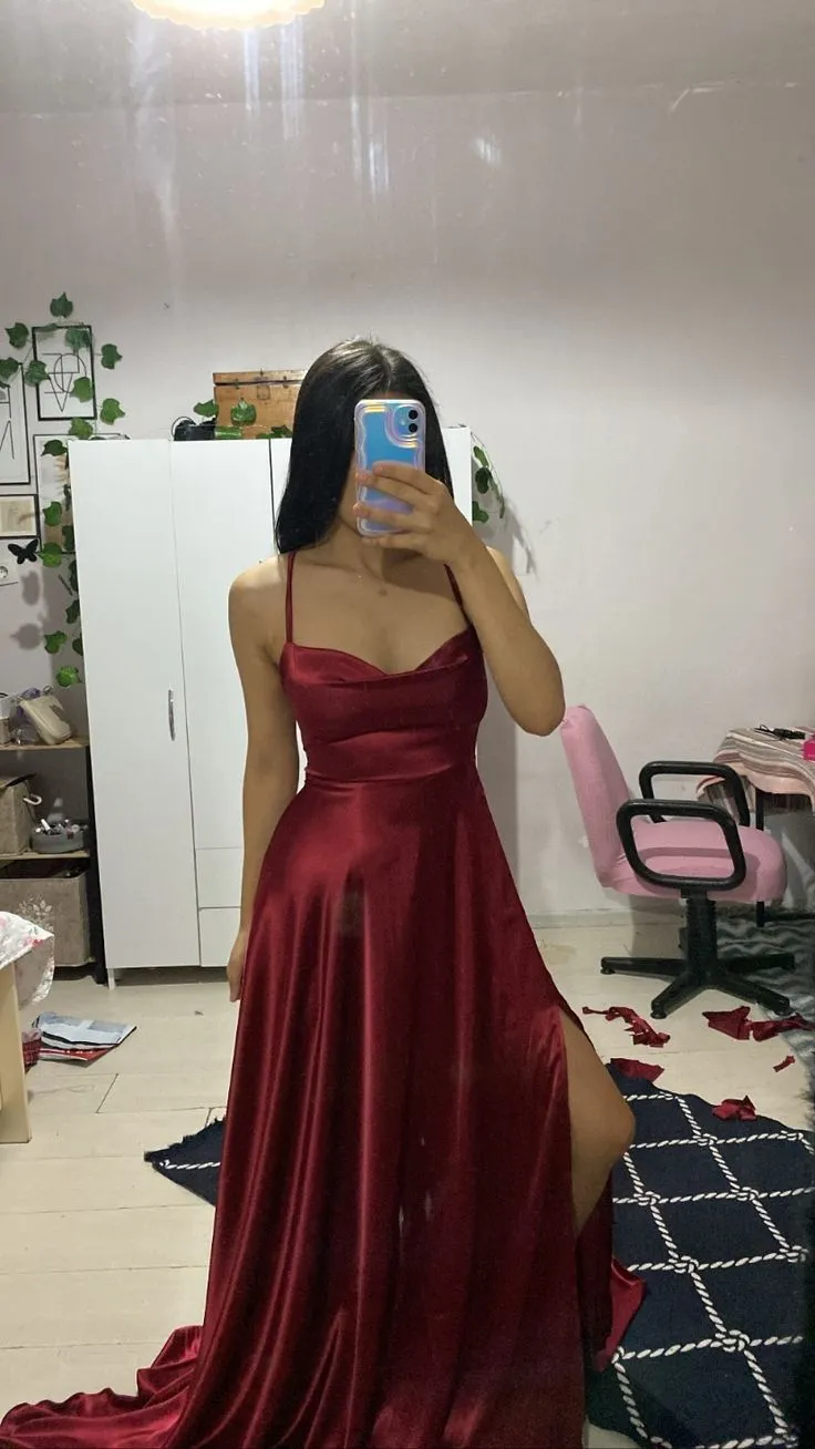 Elegant A Line Spaghetti Straps Burgundy Satin Sleeveless Long Evening Party Gowns Slit Evening Dress Special Formal Dresses Prom Dress HZ1121
