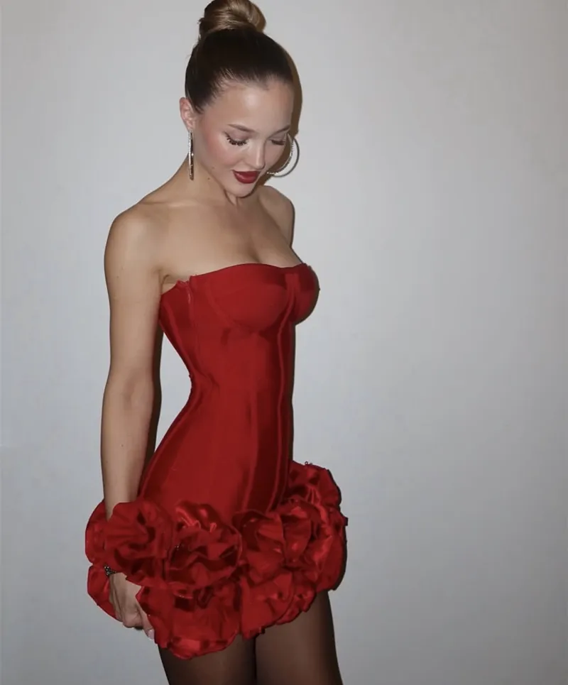 Cute Sheath Strapless Red Satin Formal Homecoming Dresses 18th Birthday Outfits Graduation Dress Short Mini Hoco Dresses HZ1121