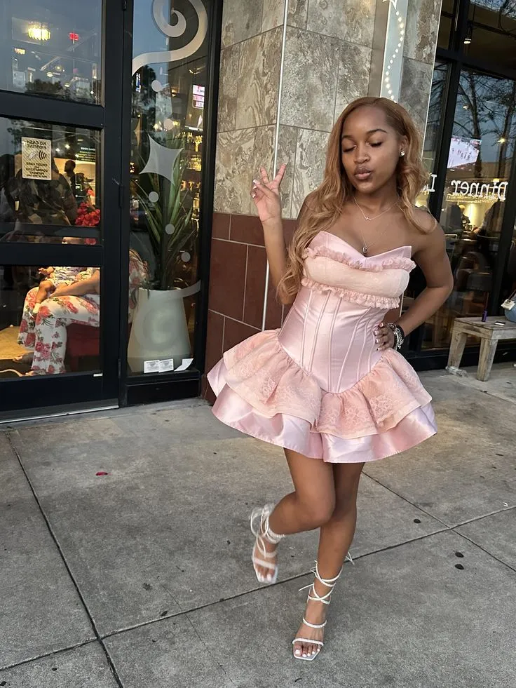 Princess Ball Gown Sweetheart Pink Satin Lace Short Formal 8th Grade Homecoming Dresses Middle School Cocktail Dress Hoco Outfits HZ1121