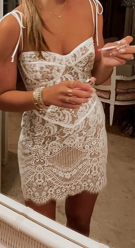 Unique Sheath Spaghetti Straps Lace Formal Tight Homecoming Dresses High School Graduation Dress Short Hoco Dresses HZ1121