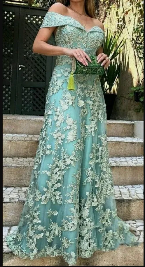 Elegant A-Line Off-the-shoulder Mother of Bride Dress with Tulle Appliques Evening Gown Floor Length For Summer Guest Outfit HZ1121