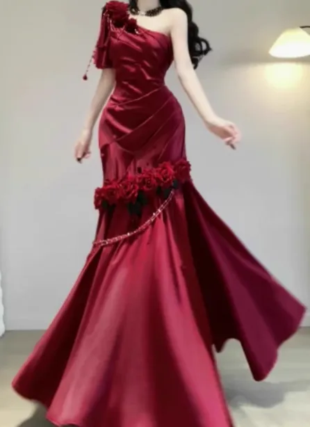 Modest Mermaid One-shoulder Long Evening Gown Burgundy Formal Dress Applique Satin Slit Prom Dress HZ1121