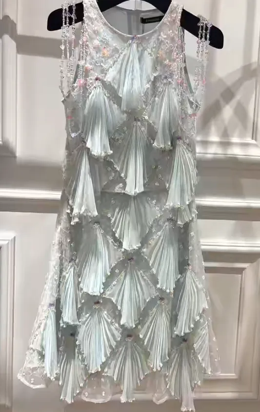 Fairytale Round Neck Sheath Homecoming Dress Chiffon Beaded Short Birthday Skirt Sequin Sweet Party Dress HZ1121