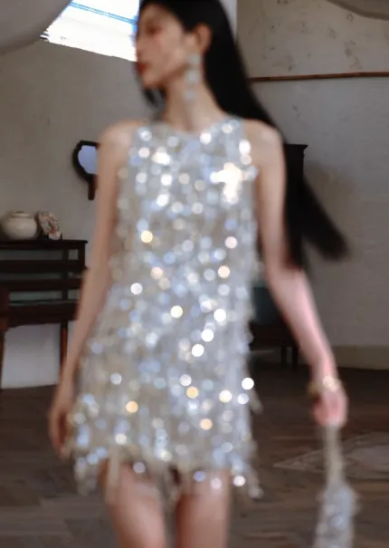 Sparkly Sheath Round Neck Homecoming Dress Tassel Beaded Short Birthday Dress Sequin Sweet Party Dress HZ1121