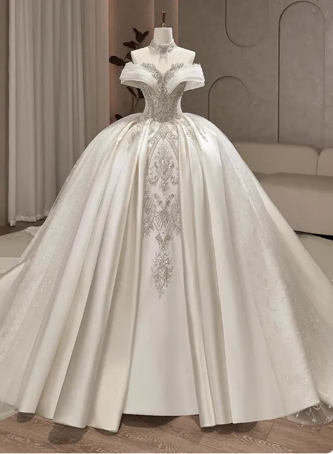 Modest Ball Gown Off-the-shoulder Bridal Dress White Tulle Long Wedding Dress Elegant Beading Applique Bridal Gowns HZ1121