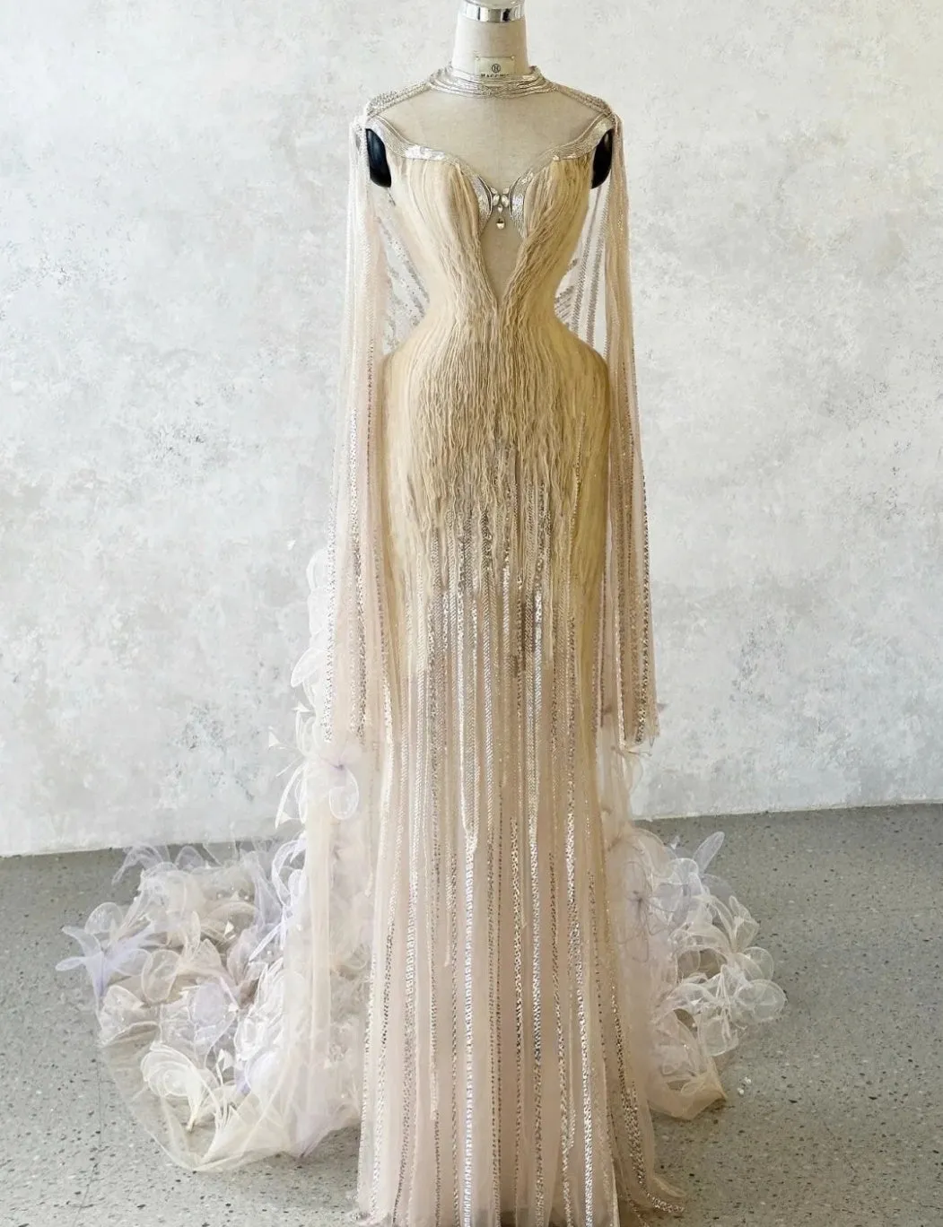 Elegant V-neck Sheath Tulle Evening Dress Sequin Champagne Formal Dress HZ1121