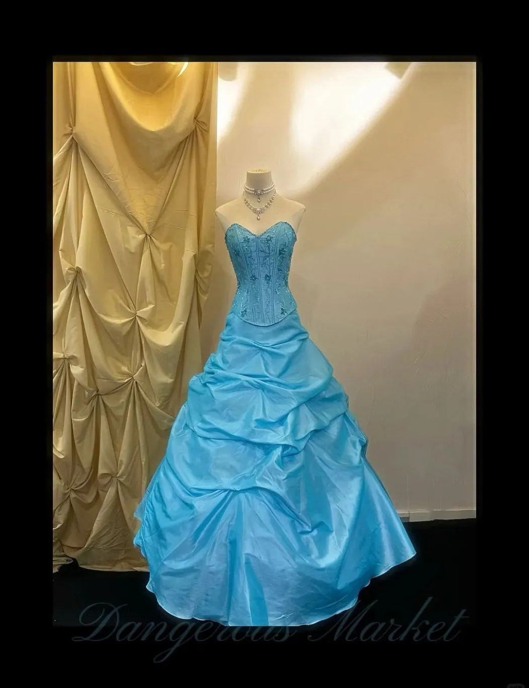 Vintage Blue Ball Gown Sweetheart Neck Quinceanera Dress Taffeta Sweet 16 Dress HZ1121