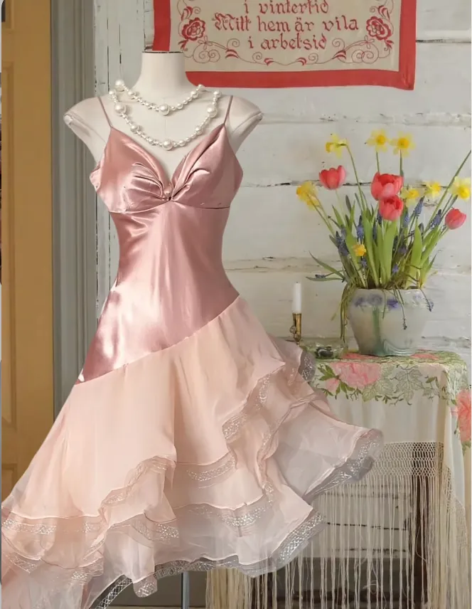 Vintage V neck Sheath Satin Short Prom Dresses, Pink Homecoming Dresses HZ1121