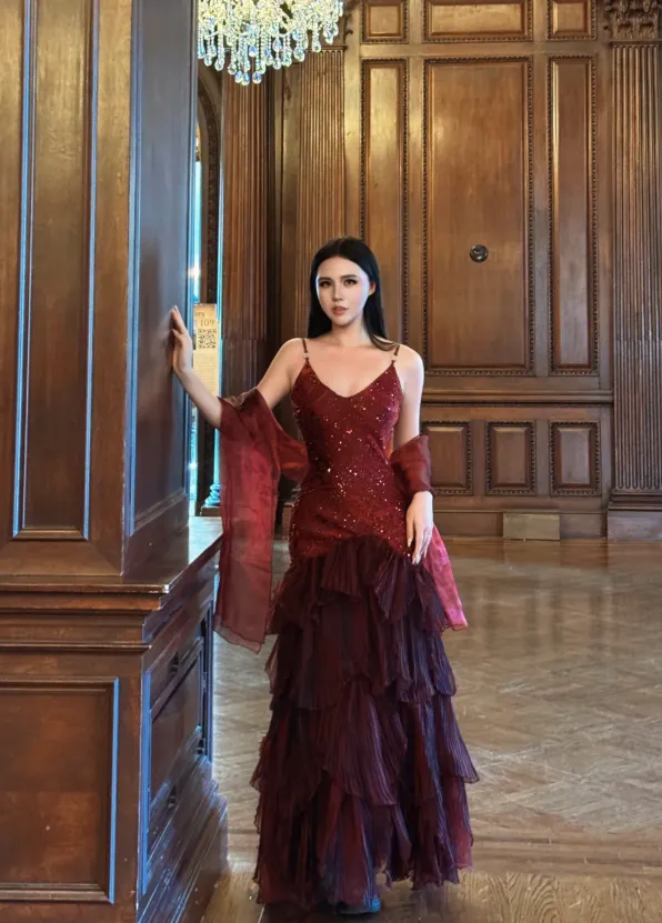 Retro Spaghetti Strap Sheath Long Prom Dresses With Beaded Burgundy Long Formal Dresses HZ1121