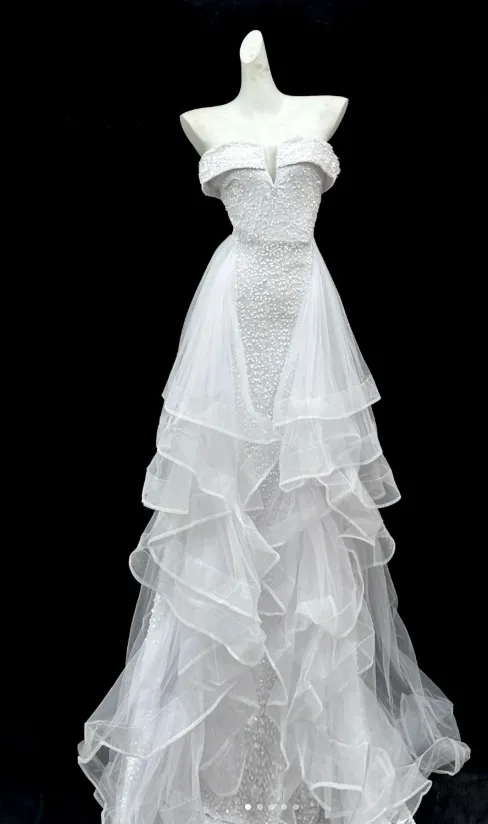 Elegant Strapless A-Line Long Prom Dresses Tulle Sequins White Formal Dresses HZ1121