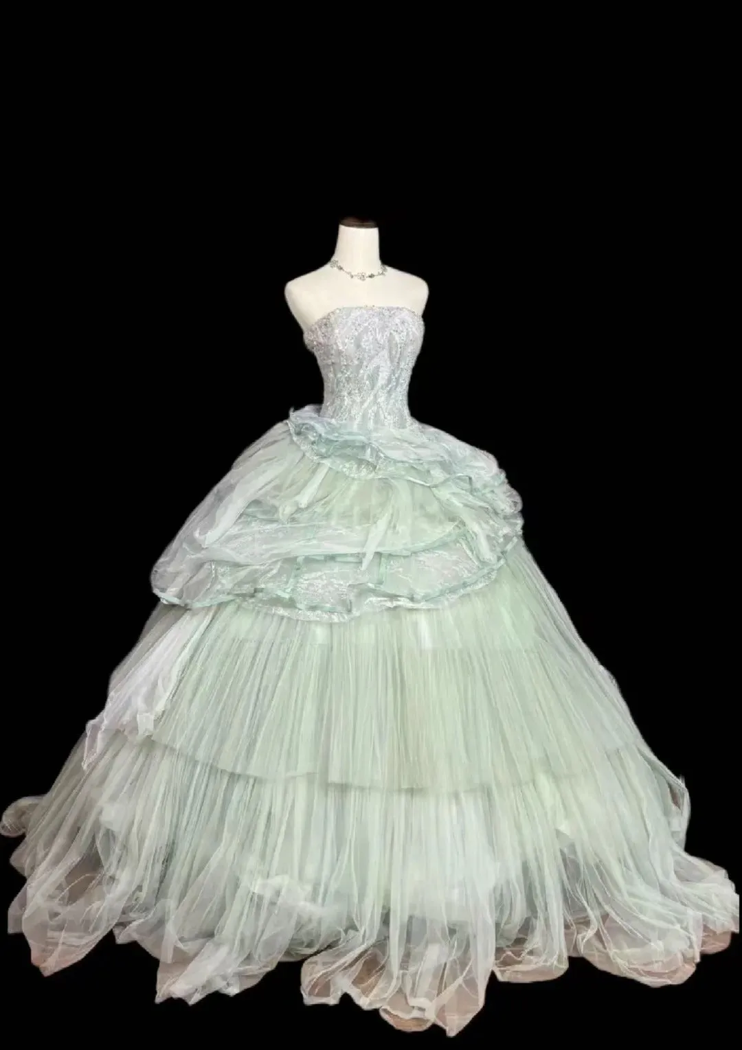 Gorgeous Strapless Ball Gown Tulle Long Prom Dresses Green Quinceanera Dresses Sweet 16 Dresses HZ1121