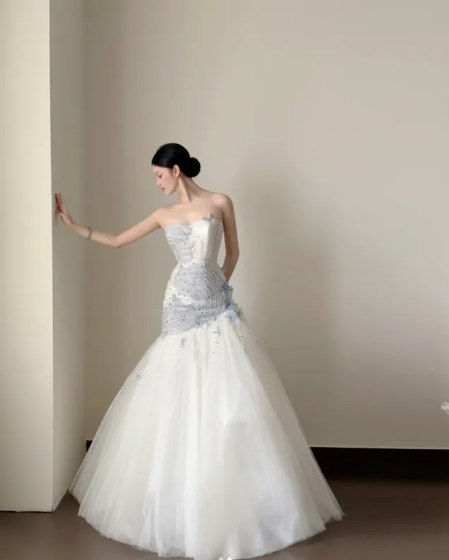 Simple Strapless Mermaid Wedding Dresses Tulle White Bridal Gowns HZ1121