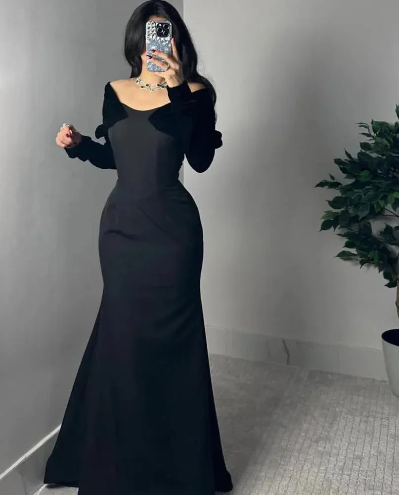 Elegant Off-the-shoulder Mermaid Mother of the Bride Dress Satin Black Formal Dresses HZ1121