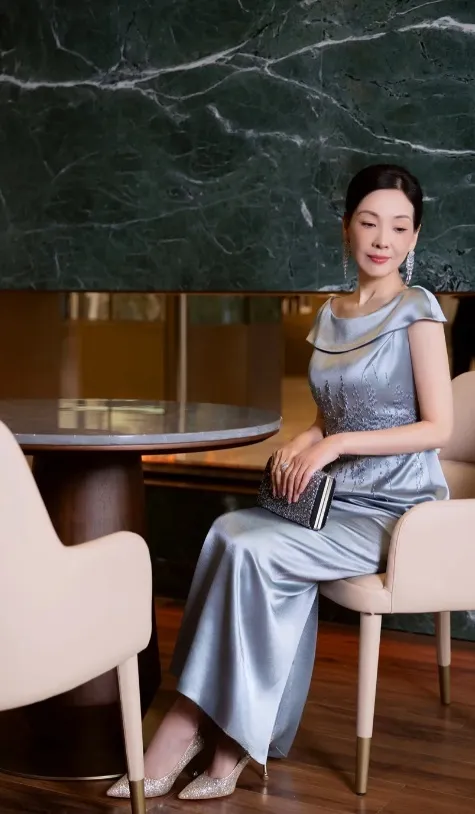 Elegant Bateau Sheath Wedding Guest Dresses Satin Beaded Gray Blue Mother of the Bride Dresses HZ1121 - Image 3