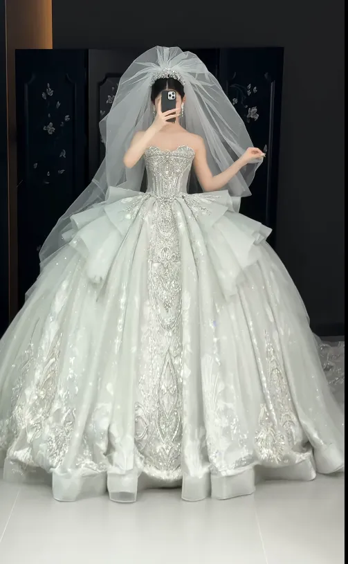 Luxury Sweetheart Neck Ball Gown Tulle Long Wedding Dresses Beaded Off-White Bridal Gowns Sleeveless Bridal Dresses HZ1121 - Image 2