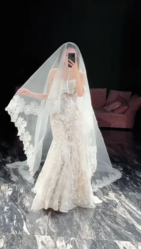 Elegant Strapless Mermaid Long Wedding Dresses Tulle Applique White Bridal Gowns Sleeveless Bridal Dresses HZ1121