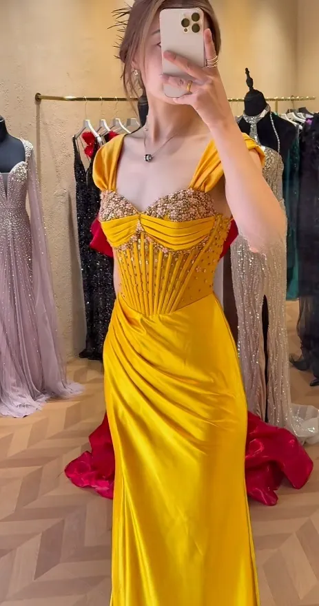 Chic Sheath Yellow Long Prom Dresses Satin Beading Yellow Wedding Guest Dresses HZ1121 - Image 2
