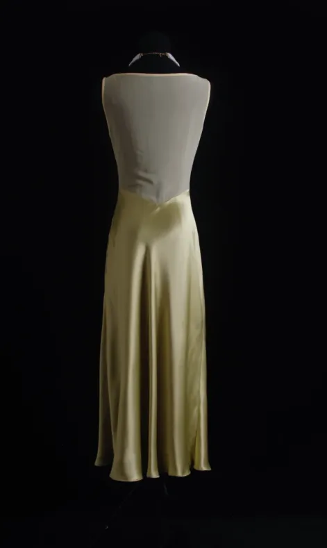 Vintage Sheath Silk Light Yellow Mother of the Bride Dress HZ1121 - Image 3