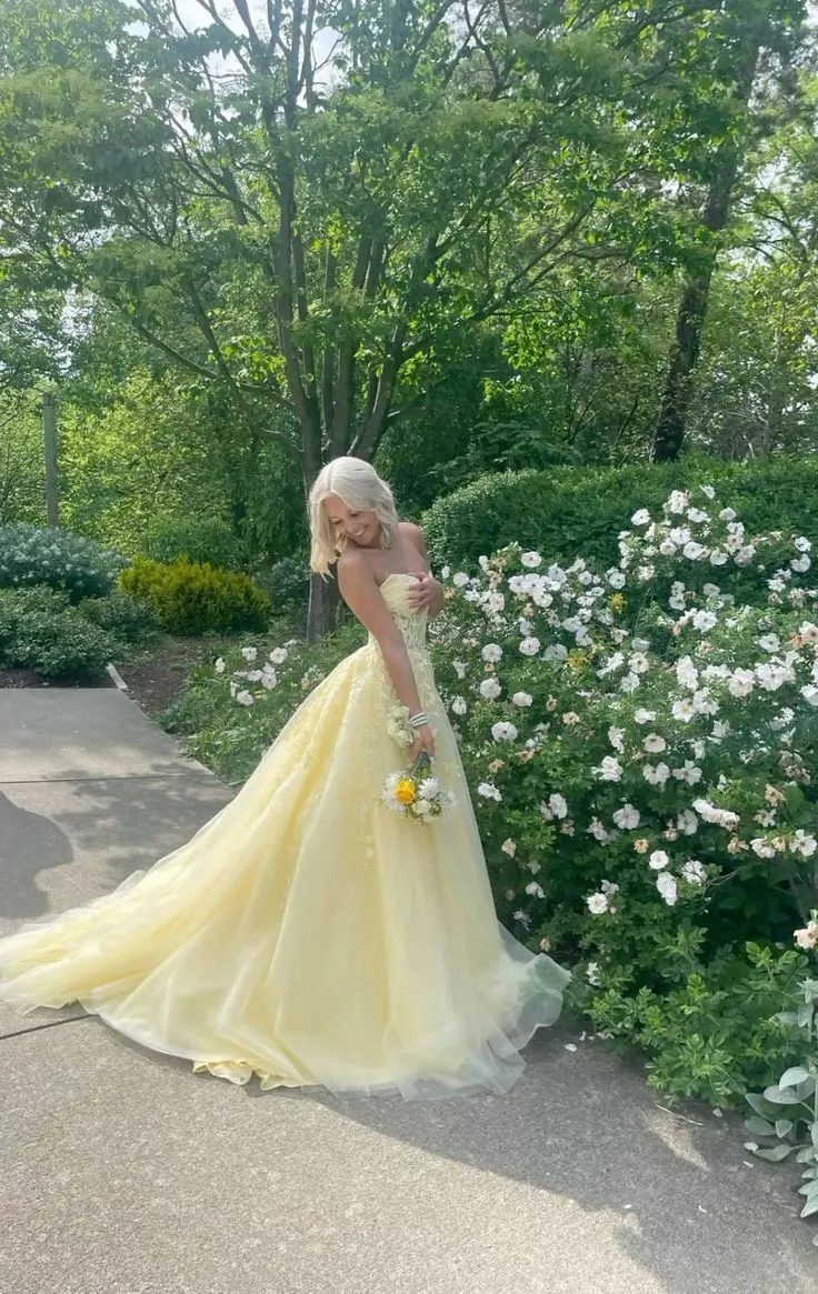 Chic Sweetheart A-line Yellow Long Prom Dresses Sleeveless Tulle Applique Yellow Birthday Dresses HZ1121
