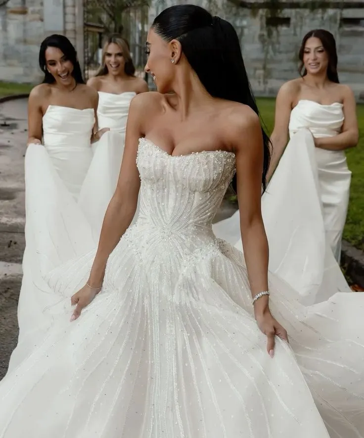Pretty Wedding Dress Ball Gown Sweetheart White Sequin Long Wedding Dresses Bridal Gowns HZ1121
