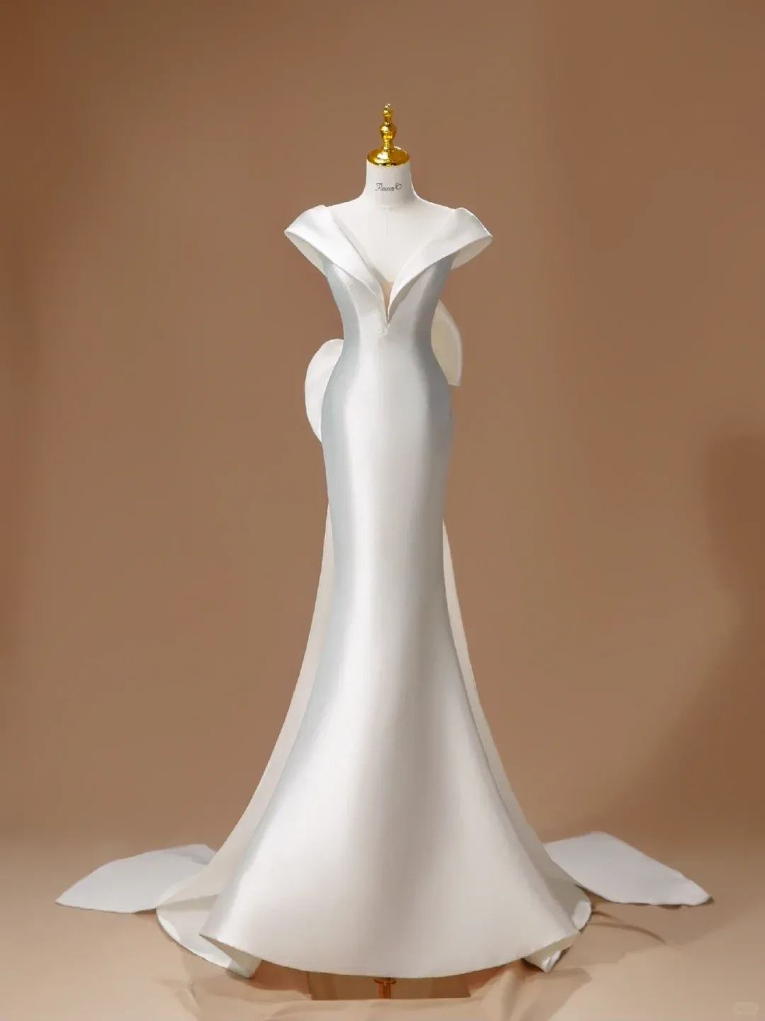 Unique Bridal Dress Mermaid Off The Shoulder Satin Long White Wedding Dress Long Wedding Dresses Modest Wedding Gowns HZ1121