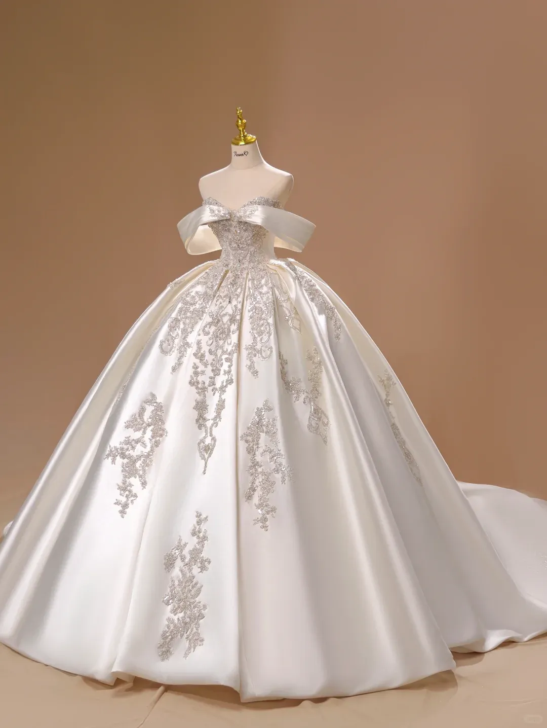 Princess Wedding Dress Ball Gown Off The Shoulder Satin Lace Short Sleeves Wedding Dresses Bridal Gowns HZ1121